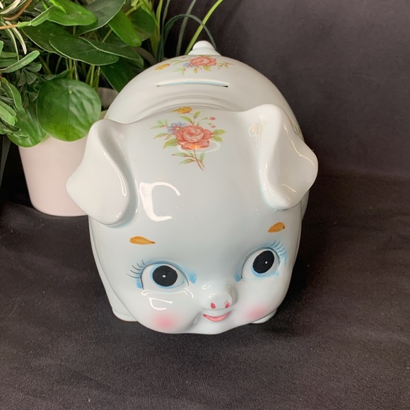 Vintage Hand Painted Lefton pale blue piggy bank with flowers - Picture 3 of 11
